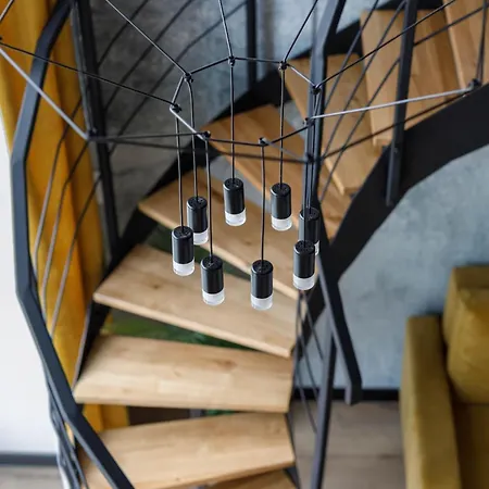 Golden - Stylish Loft - Great Location &jana Pawla33 Apartment